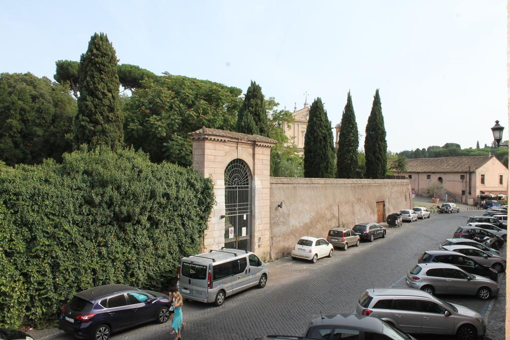 Villa Domus Al Palatino à Rome Extérieur photo
